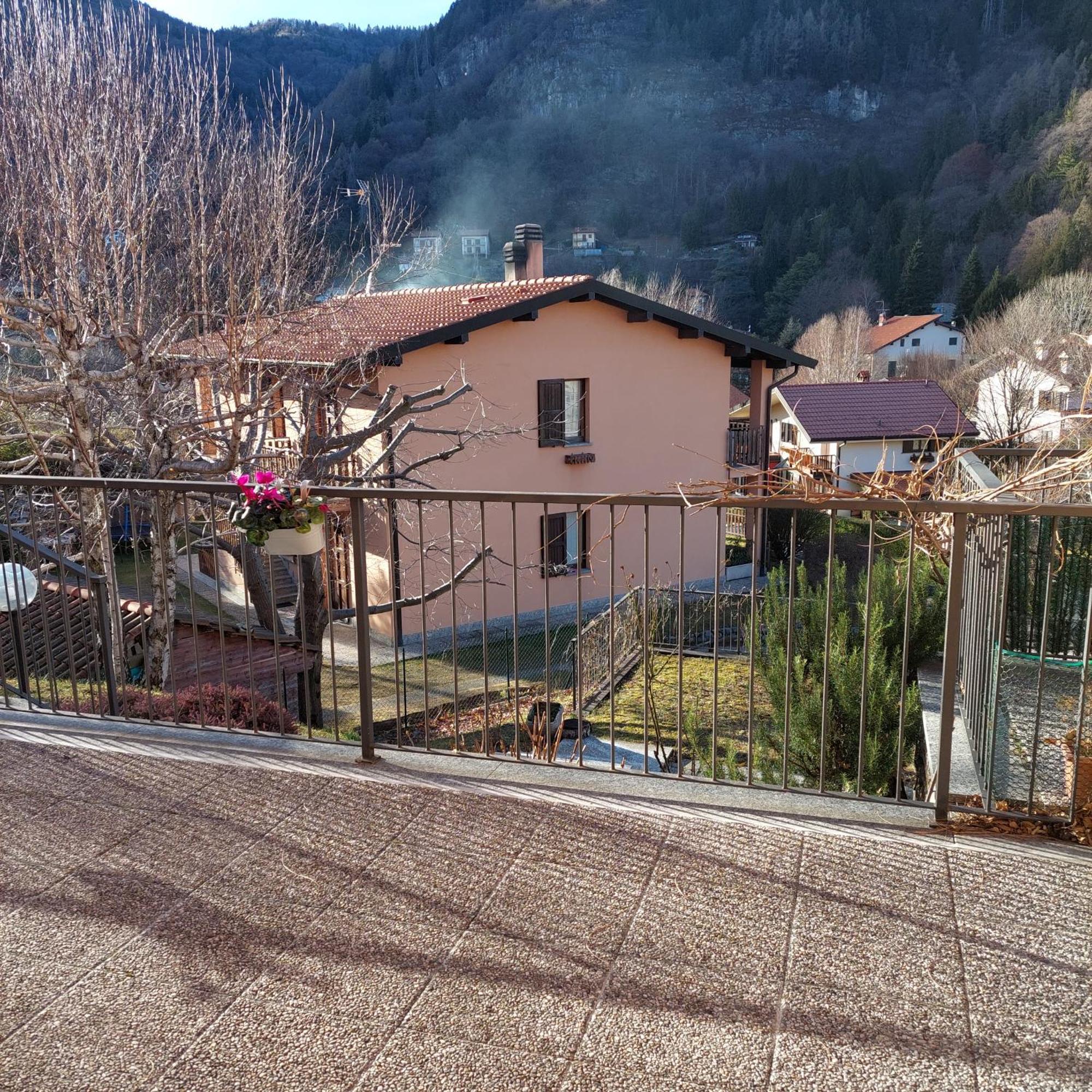 Casa Alberto - Appartamento Zona Bellagio Magreglio Extérieur photo